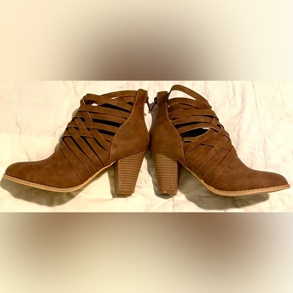 Mi.iM booties